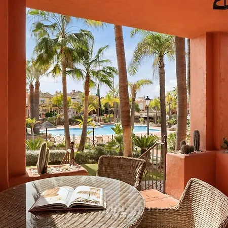 Napoles In Vasari Διαμέρισμα *