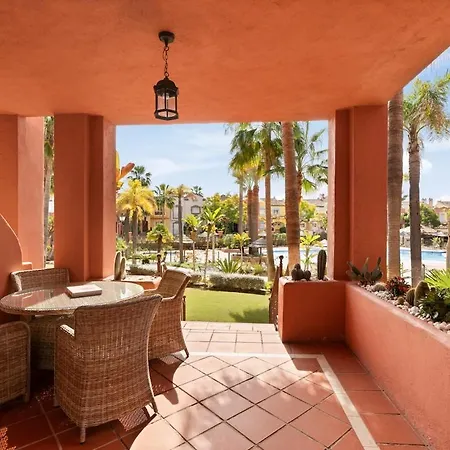 Napoles In Vasari شقة